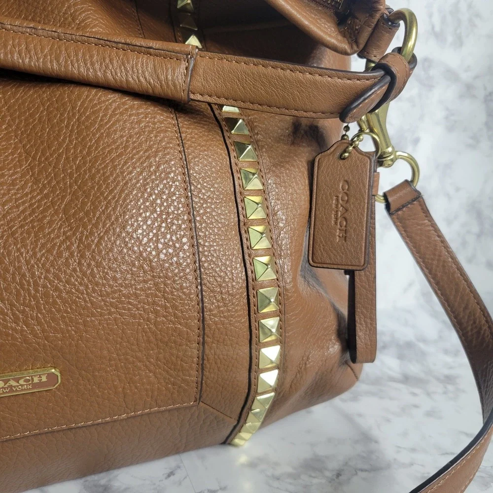 Coach Studded Pebbled Leather Shoulder Bag Saddle Brown Gold Hardware Crossbody